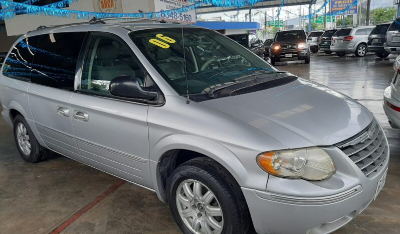 
								TOWN & COUNTRY 2006 full									