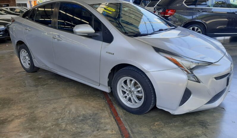 
								PRIUS HYBRIDO 2016 full									