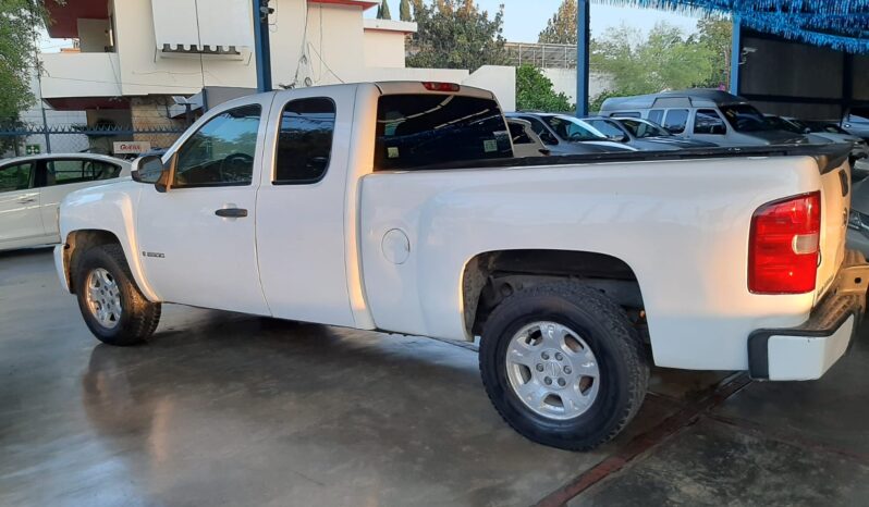 
								SILVERADO CABINA Y MEDIA 2008 full									