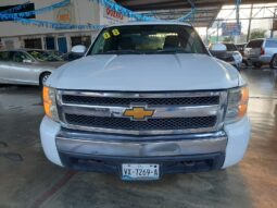 SILVERADO CABINA Y MEDIA 2008