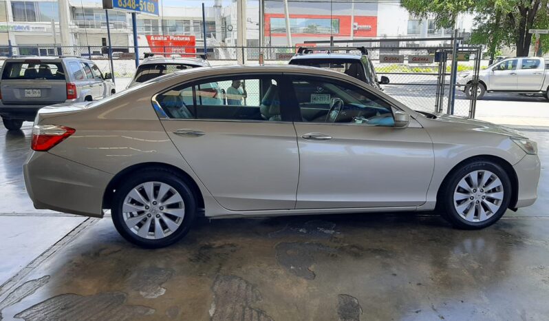 
								HONDA ACCORD 2014 full									