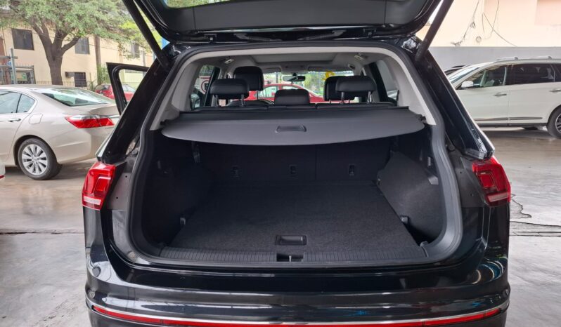 
								TIGUAN CONFORT LINE 2022 full									